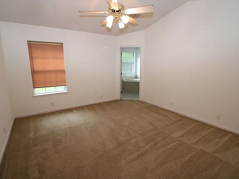 107 Shearman Way — Photo 8