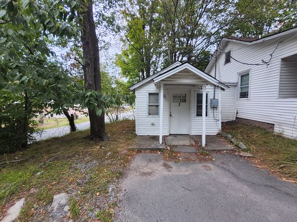 44 Summit Ave APT 2