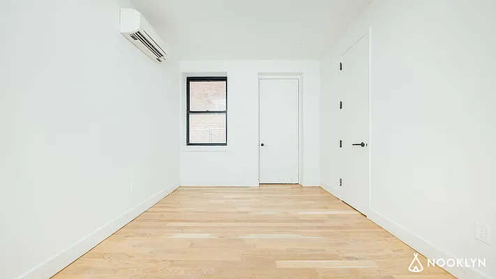 Rented by Nooklyn NYC LLC | media 45