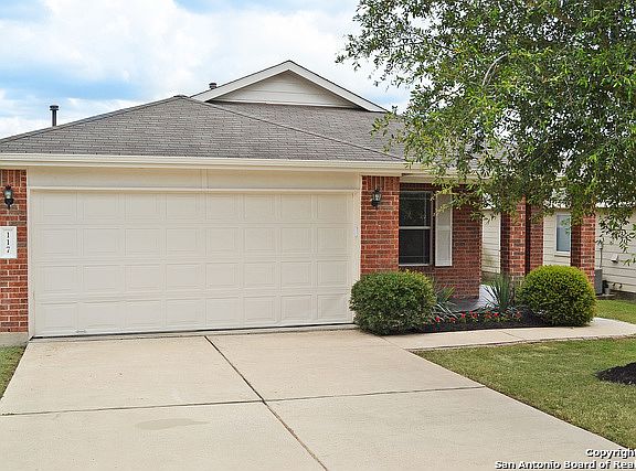 3rd image of 117 Onyx Lake Dr