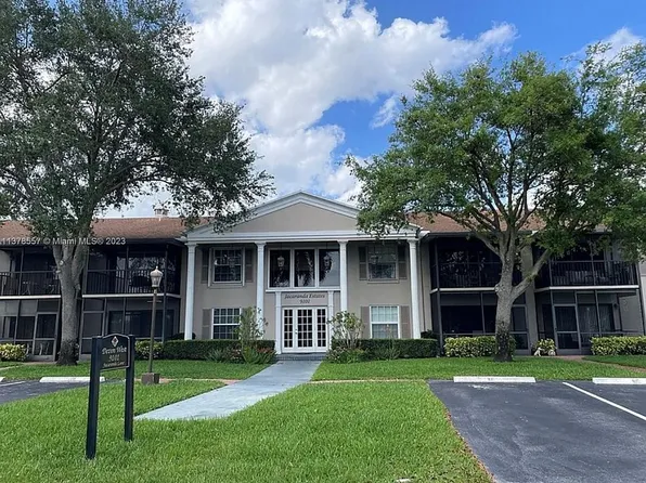 9101 Jacaranda Ln APT 208, Plantation, FL 33324