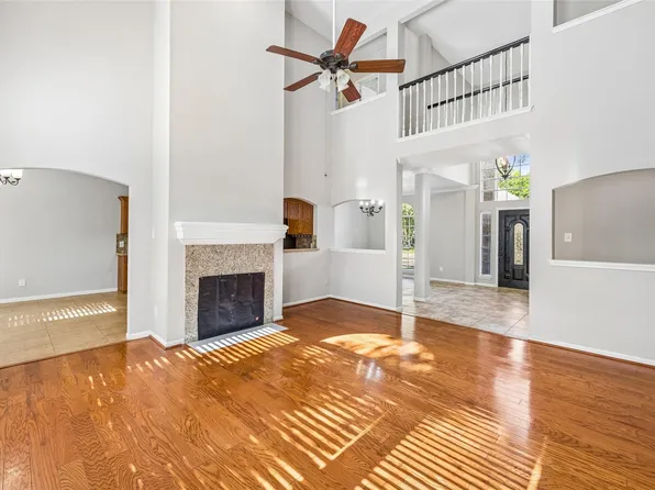 4031 Mission Valley Dr, Missouri City, TX 77459