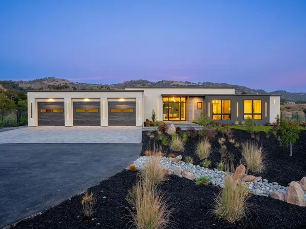 5386 Blue Ridge Trail, Santa Rosa, CA 95404