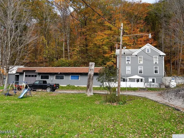 261 Flints Crossing Rd, Canaan, NY 12029
