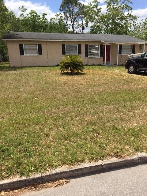 2nd image of 4410 Elderberry Dr