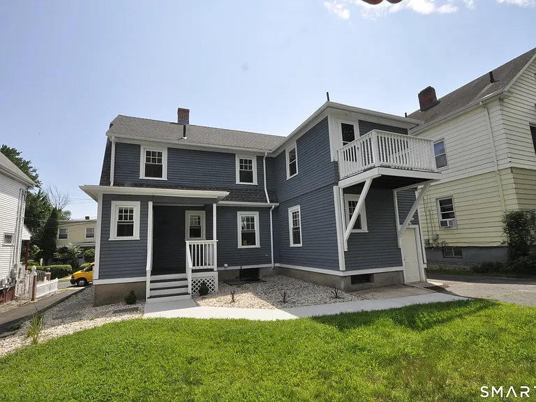 20 Mountain St — Photo 31