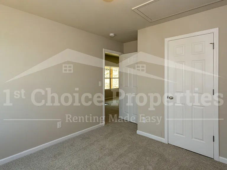 118 Shaley Street4631 Eider Road4631 Rd — Photo 13