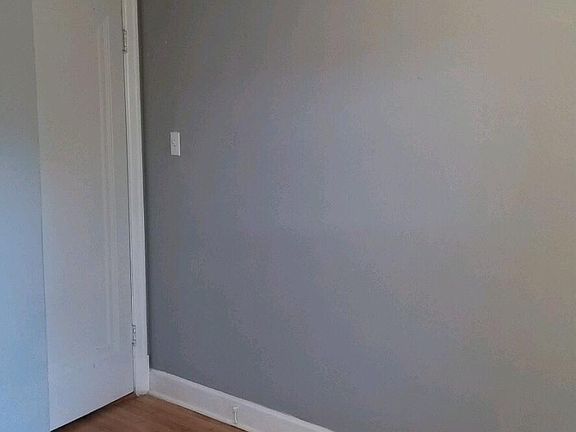 2nd image of 6822 Raymond Ave