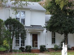 121 Planetree Ln, Cary, NC 27511