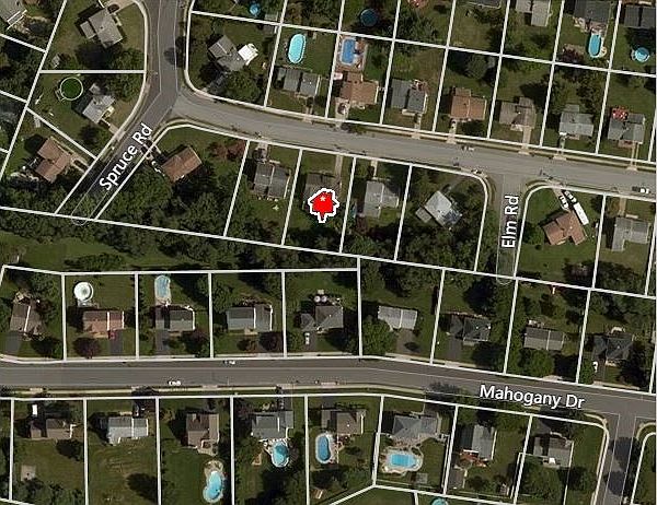 1st image of 4 Sycamore Dr