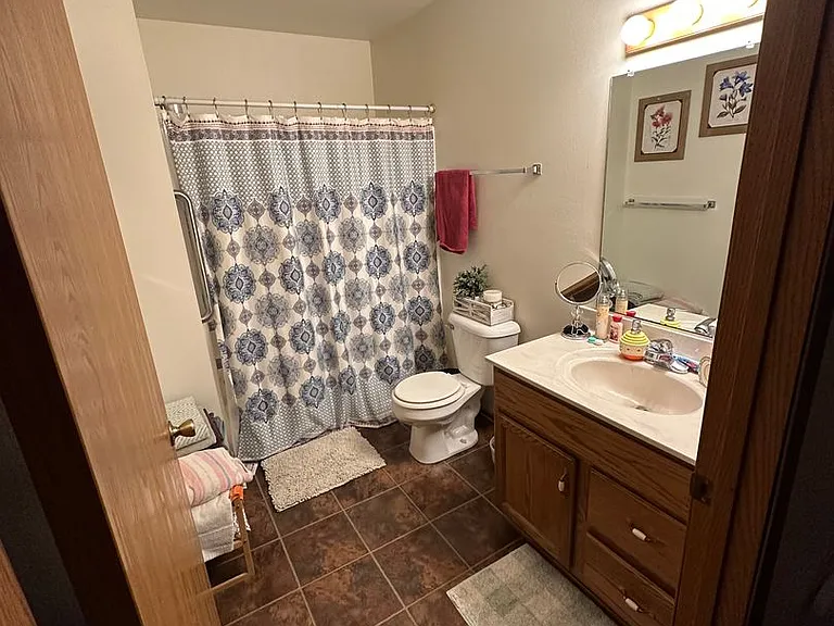 111 Sunshine Cir #2 — Photo 7
