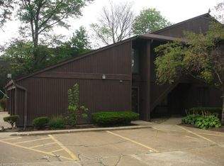 3725 Mayfield Rd, Cleveland Hts, OH 44121