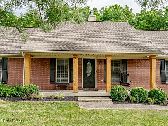 3rd image of 114 Wooded Creek Ct