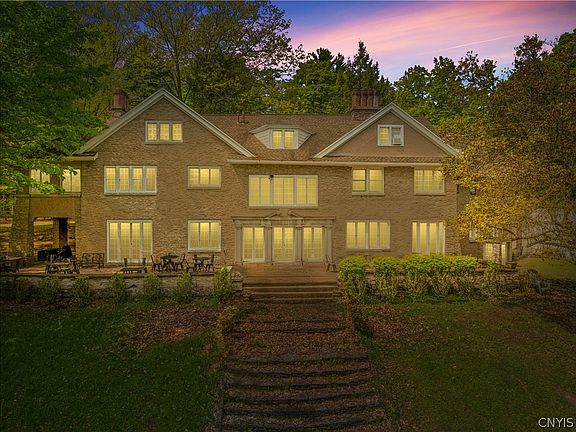 2nd image of 5272 Onondaga Rd