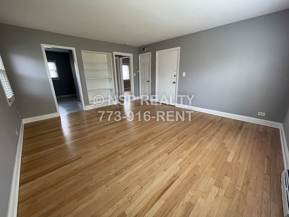 2nd image of 1147 Deerfield Rd #2B