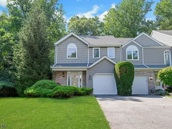 92 Edgefield Dr, Parsippany-Troy Hills Twp., NJ 07950