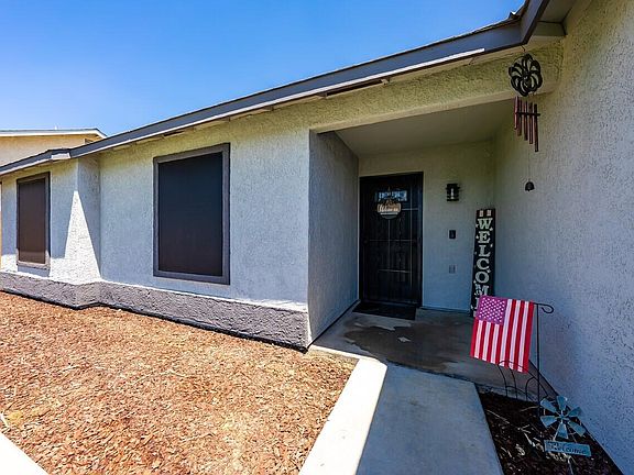 3rd image of 1174 W Edison Ct