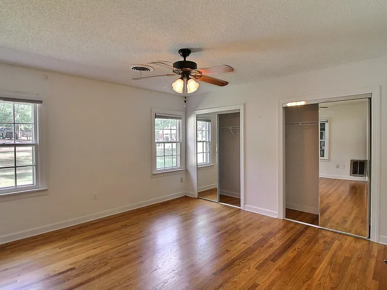 487 S Center St — Photo 13