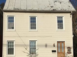 157 E Catherine St, Chambersburg, PA 17201