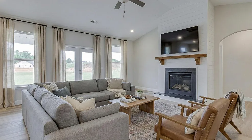 3 bed, 3134 sqft, $2,250 — Photo 3