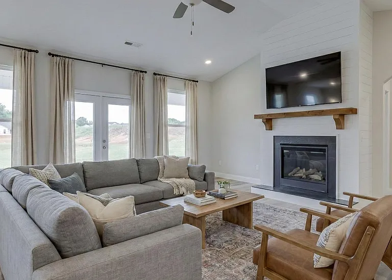 112 Walters Way — Photo 3