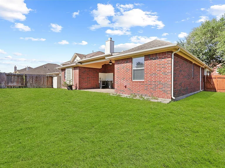 10311 Sawyers Crossing Ln — Photo 19