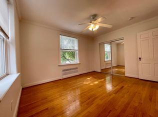 809 Westwood Dr #1N, Saint Louis, MO 63105