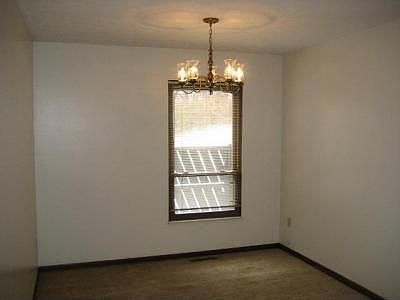 3rd image of 5783 Lucinda Ct