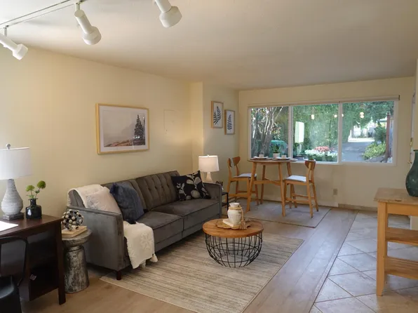 525 NE 86th St #C, Seattle, WA 98115
