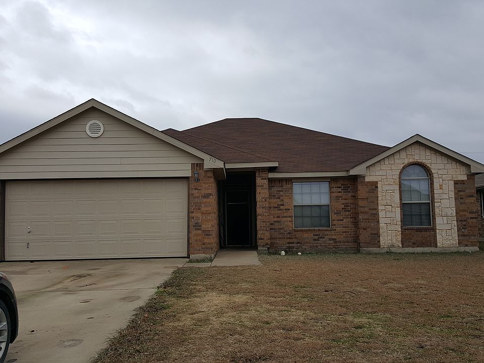 1st image of 710 Stacie Ln