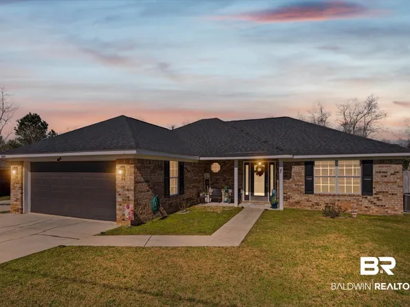 18585 Outlook Dr, Loxley, AL 36551