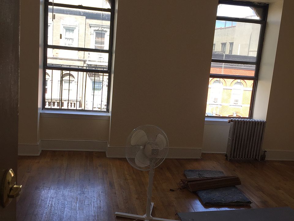 1st image of 144 W 111th St APT 10