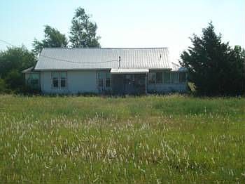 1st image of 40 SE 40th St