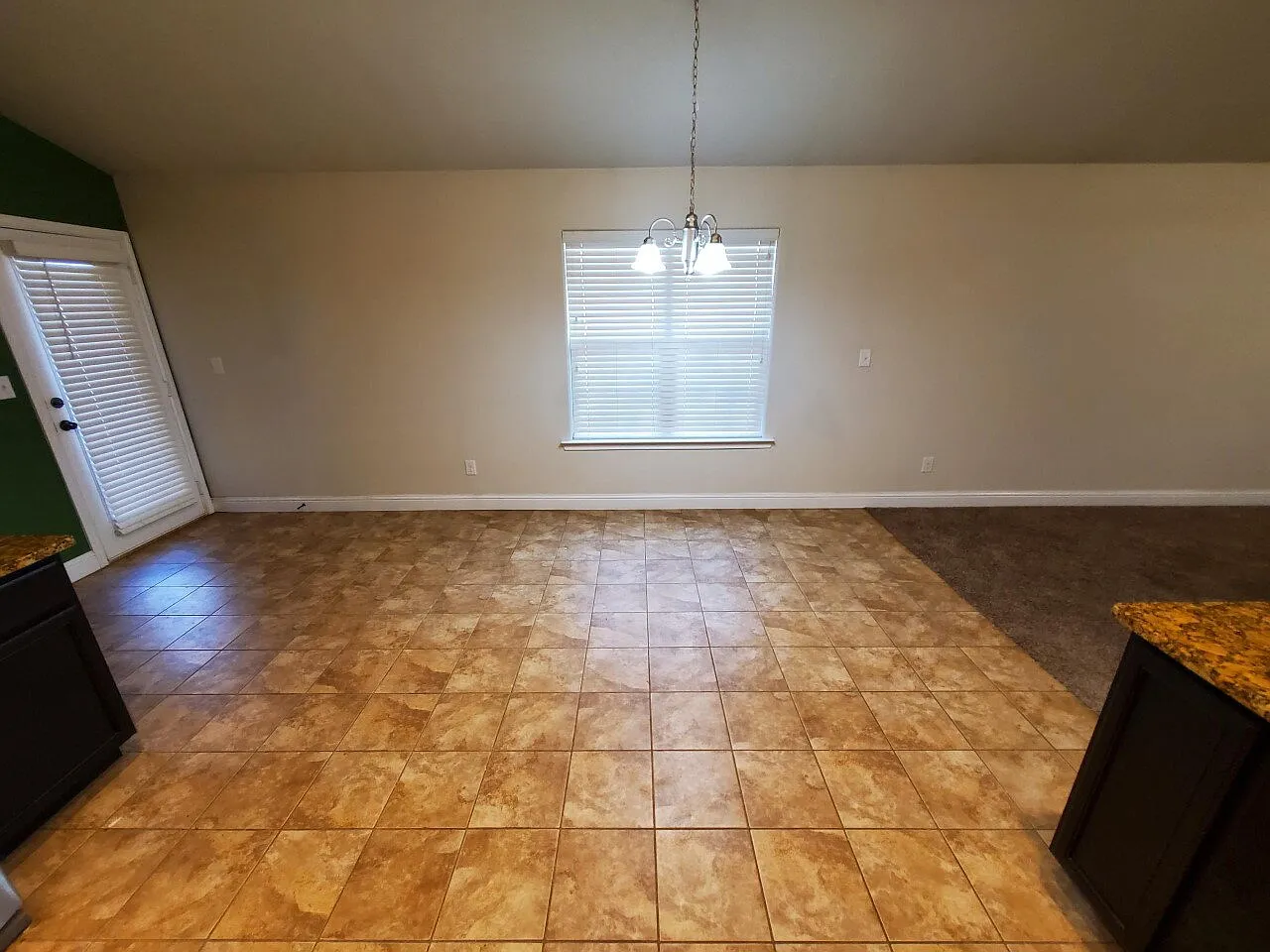 3 bed, 2.0 bath, 1564 sqft, $1,650 — Photo 4