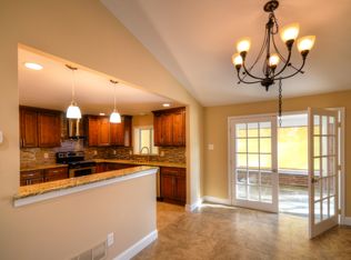 915 Henrietta Ave, Huntingdon Valley, PA 19006