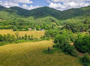 1063 Hickory Knoll Rd, Franklin, NC 28734