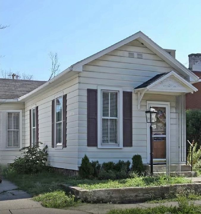 1st image of 15 W Race St