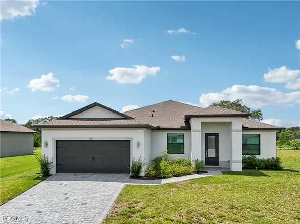 939 Admiral Bull Halsey Ave, Labelle, FL 33935