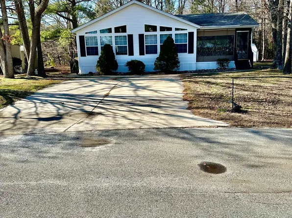 33599 Montgomery Ct, Lewes, DE 19958