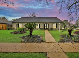 6943 Northleaf Dr, Houston, TX 77086
