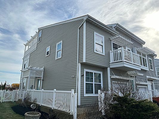 2nd image of 7309 Spinnaker Dr #2