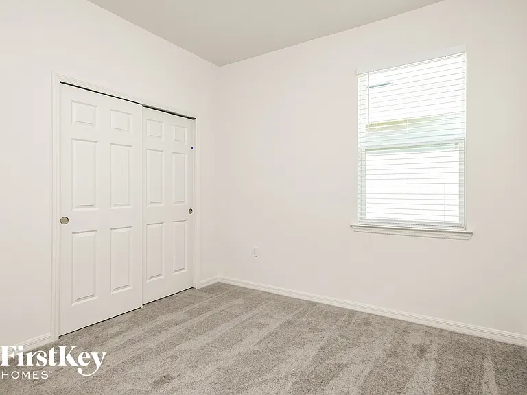1140 Spokane Point — Photo 13