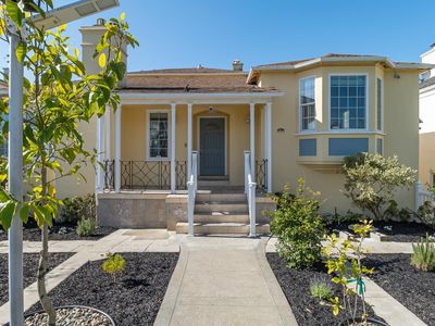3039 19th Ave, San Francisco, CA, 94132