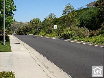 3rd image of 2836 Via Amapola