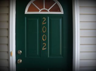 2002 Taggert Dr, Belle Mead, NJ 08502