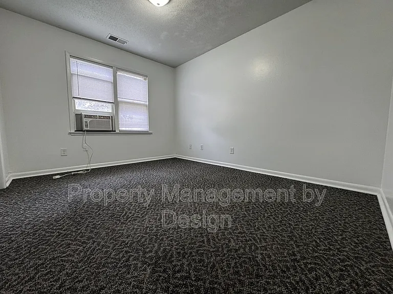 1039 5th St #7 — Photo 23