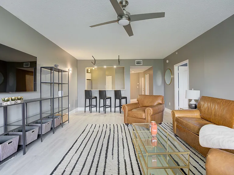 100 Uno Lago Dr #402 — Photo 12