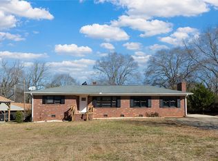 2517 McKinley Dr, Anderson, SC 29621