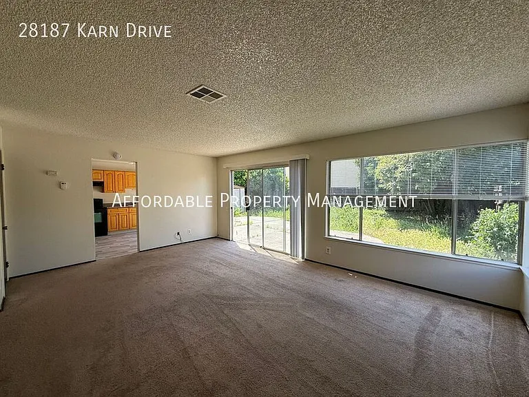 28187 Karn Dr — Photo 2