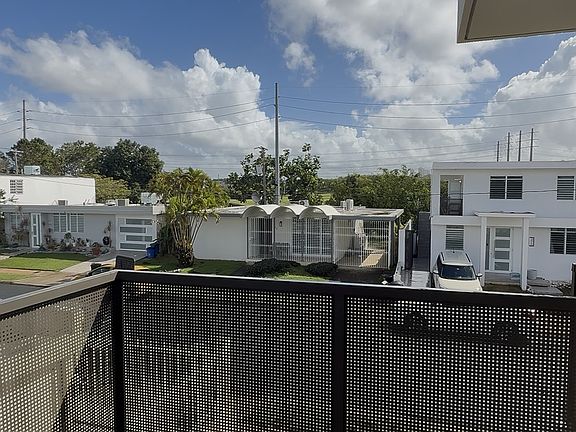 4th image of 37 Calle 22 #2
